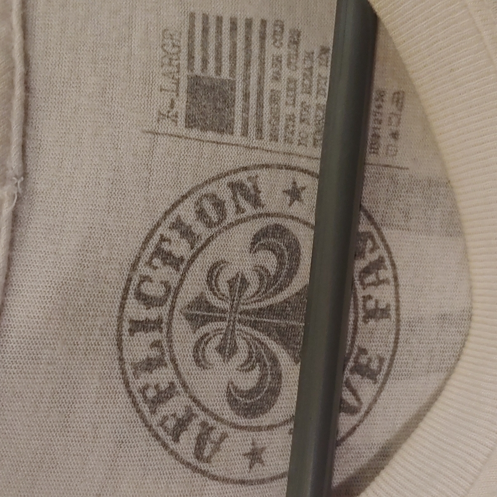 Affliction tee - Picture 3 of 3